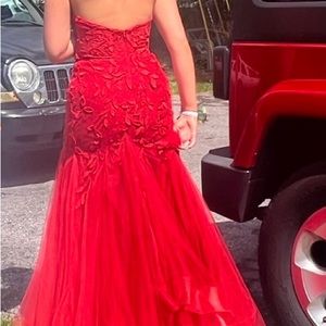 Beautiful Red Amarra size 6 PromGown